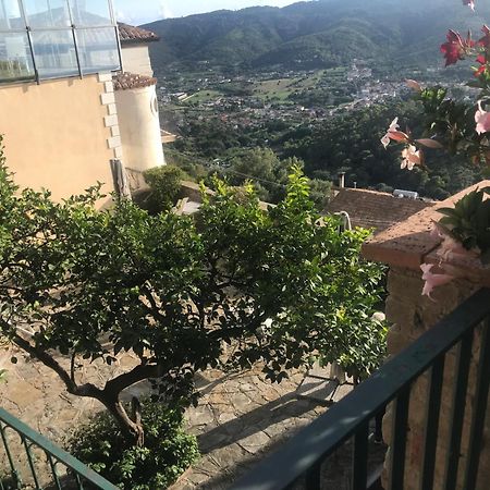 אפרטהוטל קסטלבאטה Residenza D'Epoca Tamara מראה חיצוני תמונה
