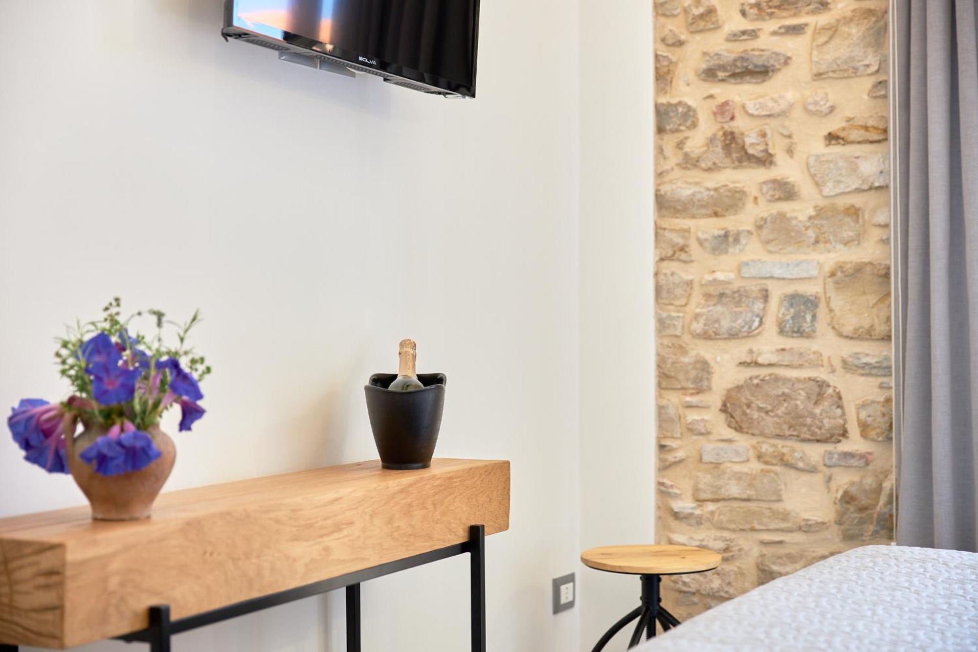 אפרטהוטל קסטלבאטה Residenza D'Epoca Tamara מראה חיצוני תמונה